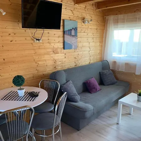 Hébergement de vacances Letniskowe Nadia Z Podgrzewanym Basenem *